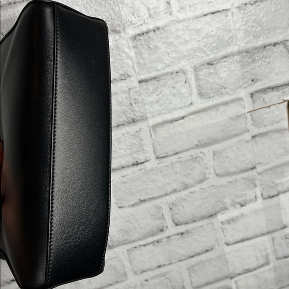 Reformation Hannah black leather shoulder bag - Picture 11 of 13